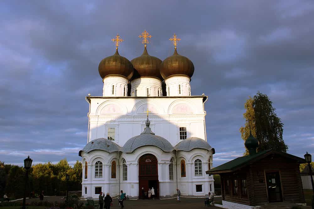 Губернатор Кировской области Игорь Васильев награжден медалью «Патриаршая благодарность»