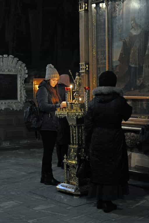 Митрополит Марк возглавил встречу иконы святителя Феодосия Черниговского и молебен в Успенском соборе города Кирова