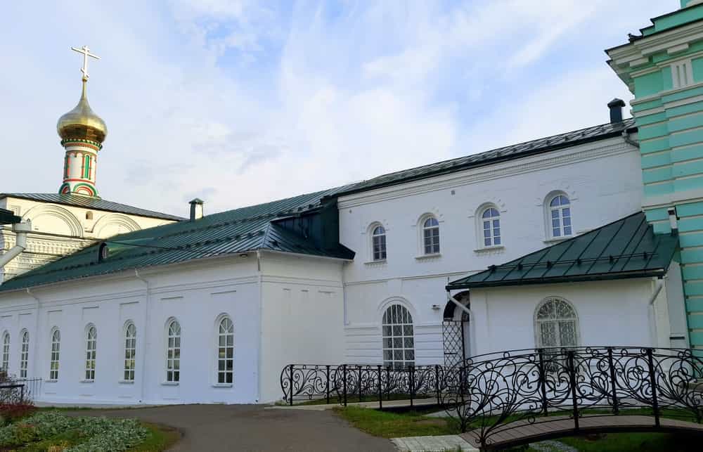 В Преображенском женском монастыре города Кирова по четвергам служится акафист святителю Виктору