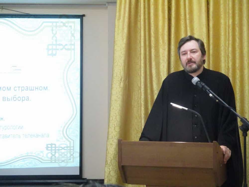 В центре внимания – проблемы воспитания молодежи