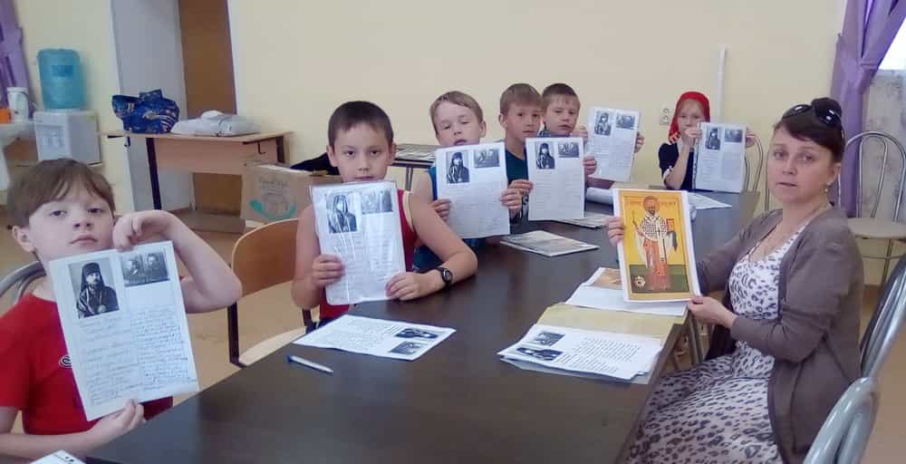 Воспитанники Воскресной школы слободы Макарье почтили память святителя Виктора
