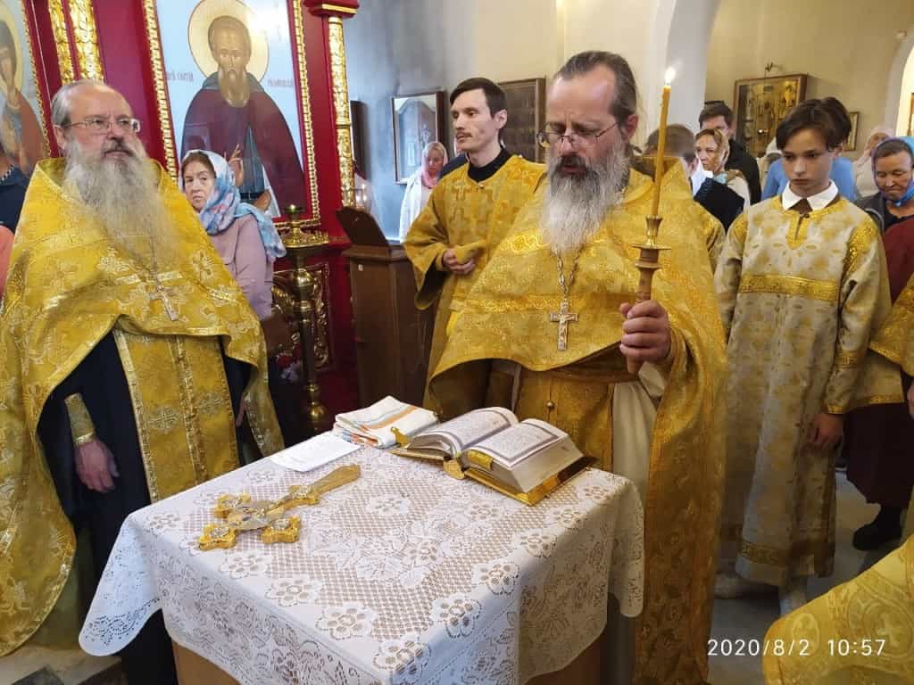 Освящение новонаписанной иконы Спасителя – «Спас Нерукотворный»