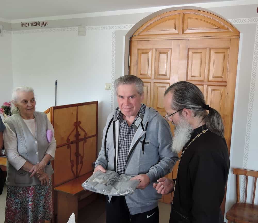 Духовное и материальное попечение о беженцах