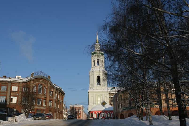 Начата закладка именных кирпичей в основание барабана Спасского собора