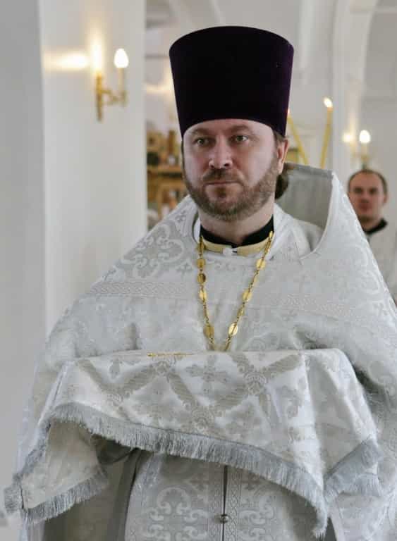 В праздник Преображения Господня митрополит Марк совершил Божественную литургию в Преображенском женском монастыре