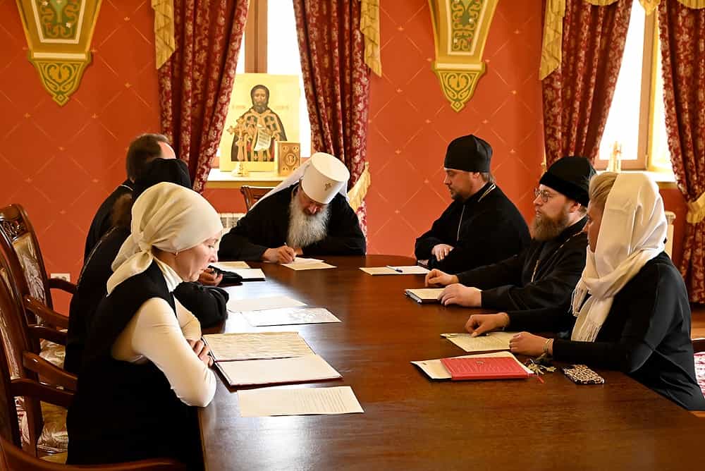 11 мая 2022 года состоялось заседание Административного совета ЦПЦС «Вятское Духовное училище»