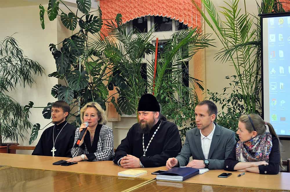 Состоялась молодежная секция «Непотерянное поколение: современные молодежные инициативы»