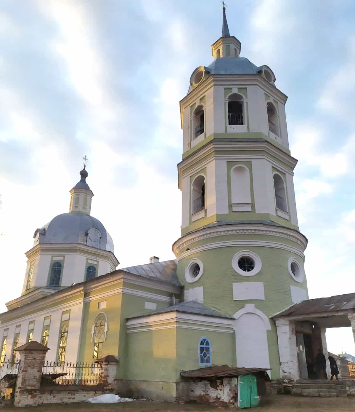 Паломники встретили Пасху в Истобенске