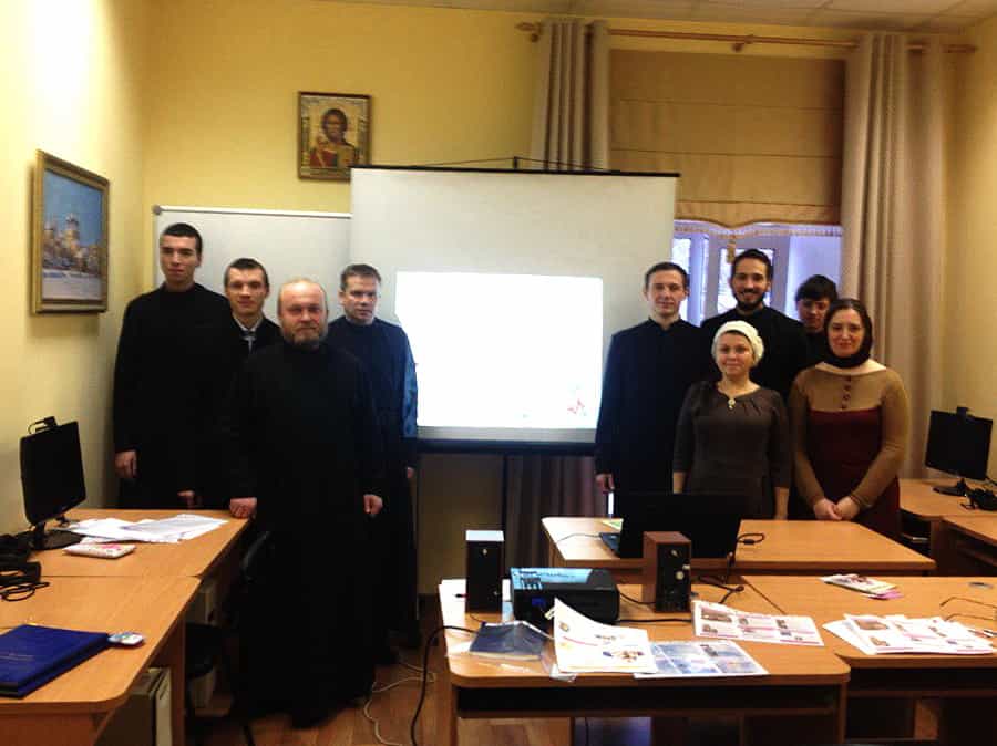 Студентам Вятского Духовного училища был представлен опыт проведения бинарной лекции по Православной педагогике