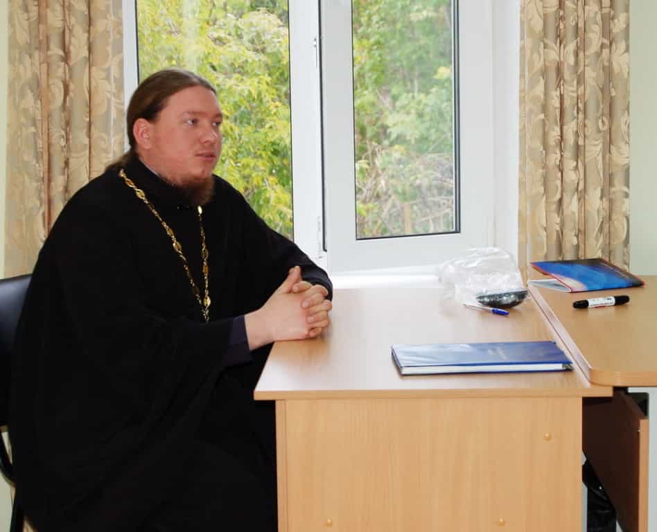 Встреча студентов ВДУ с руководителем Епархиального отдела по тюремному служению