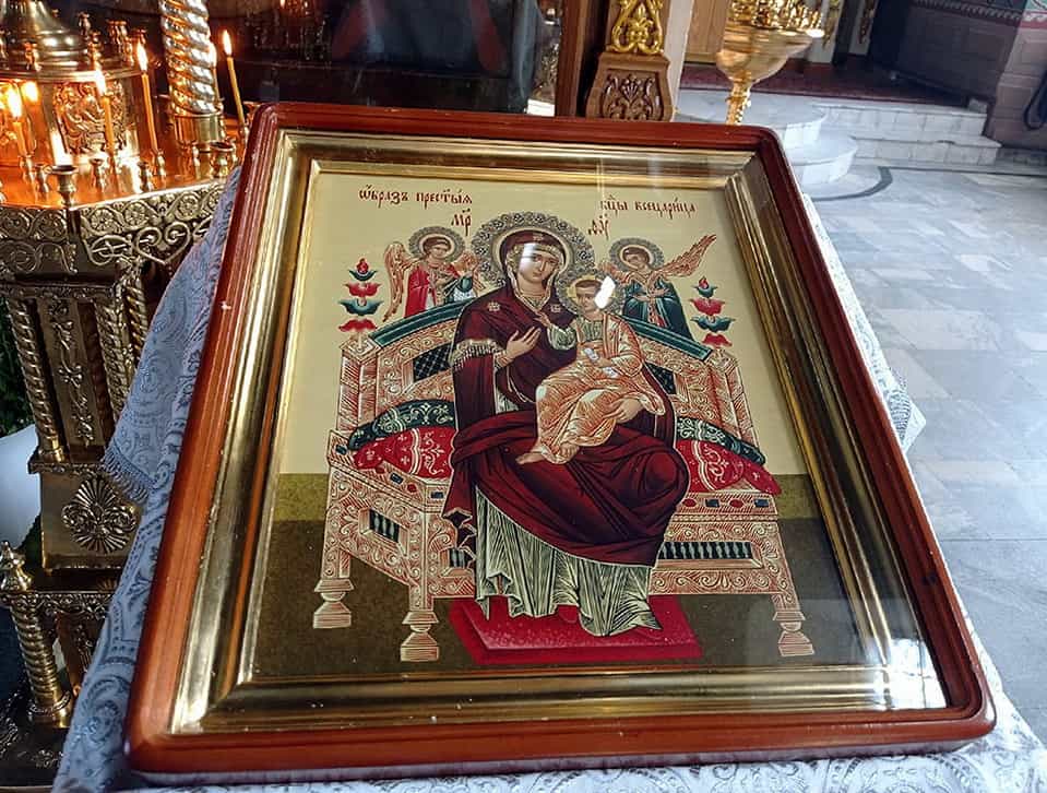 Молебен Божией Матери перед иконой «Всецарица»