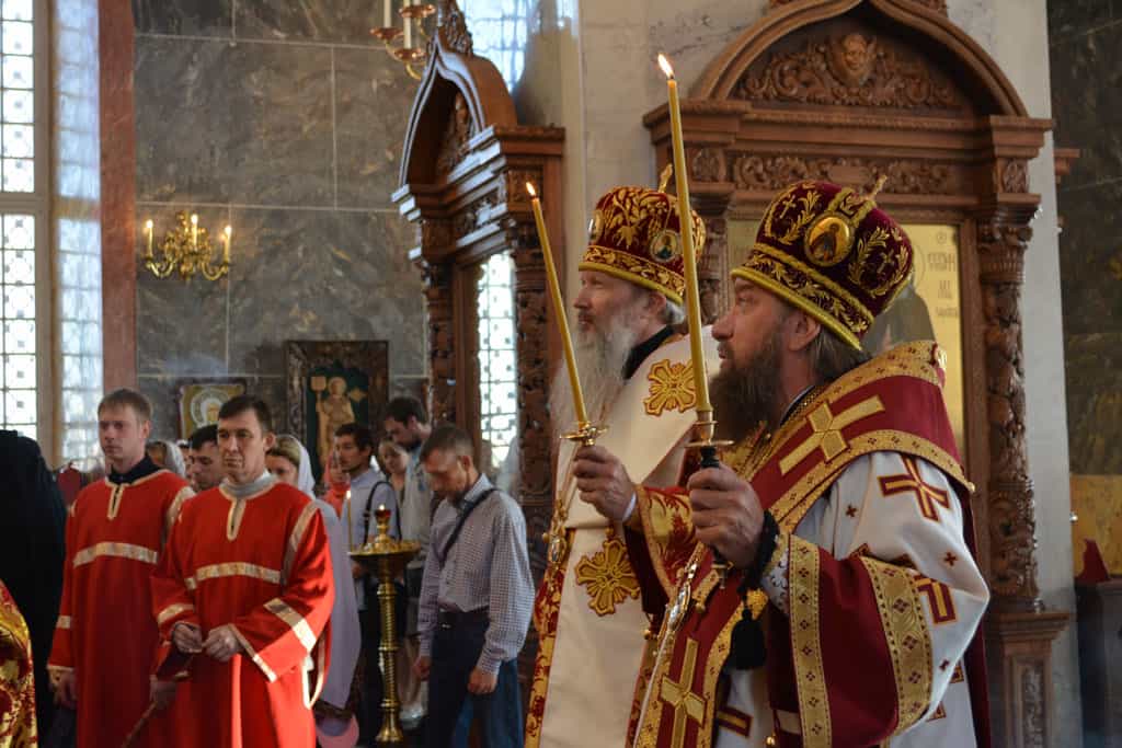 Митрополит Вятский и Слободской Марк совершил визит в Астраханскую епархию