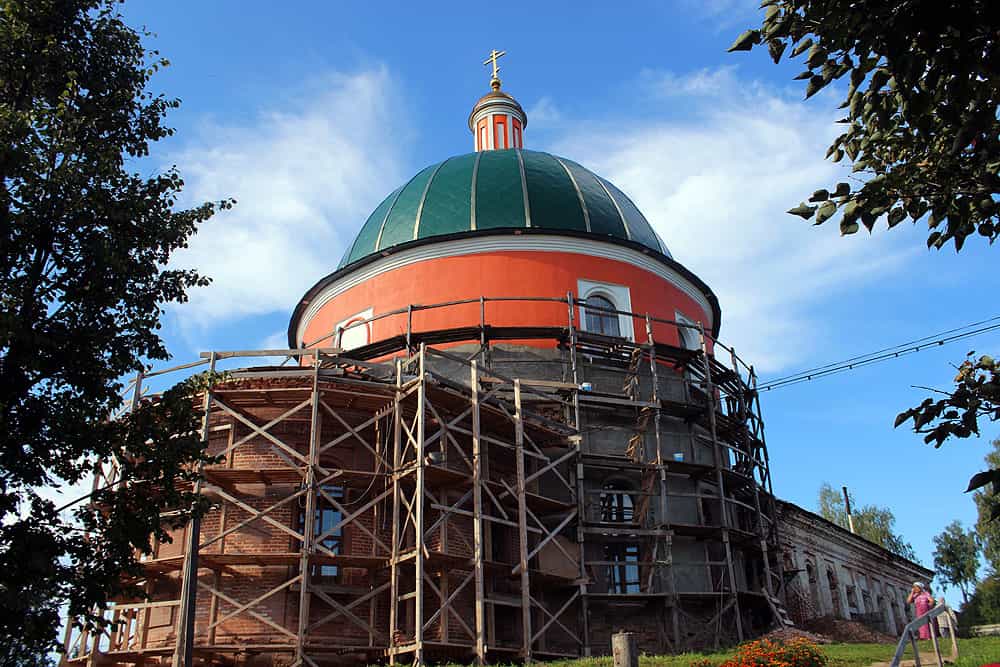 Торжественное богослужение в Троицком храме села Верхошижемье