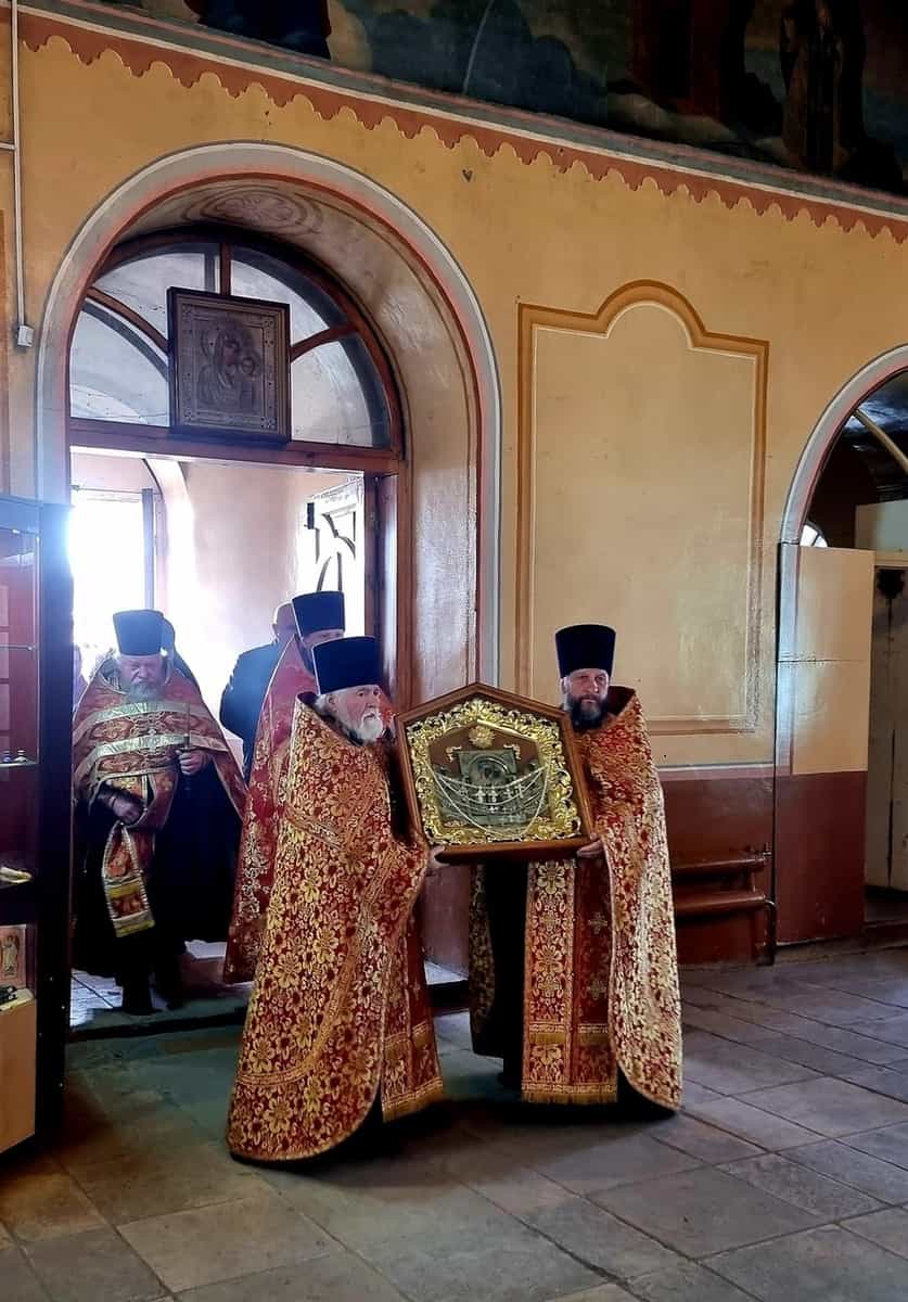 В Кукарском благочинии состоялась торжественная встреча иконы Божией Матери «В скорбех и печалех Утешение»