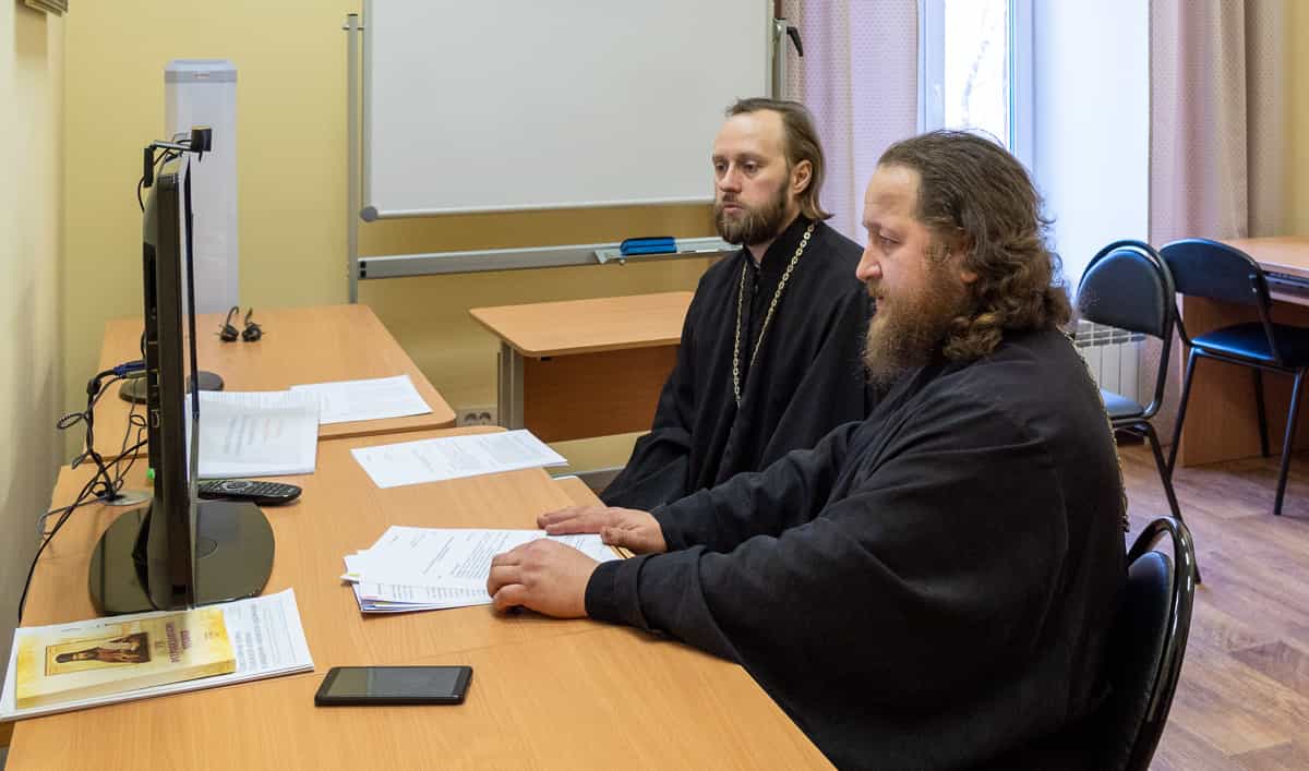 Рабочее совещание коллегии по религиозному образованию Вятской Митрополии