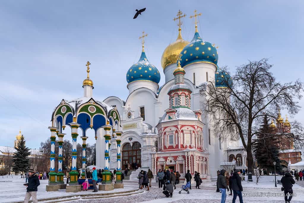 Паломническая служба при «Вятском обществе святителя Николая» приглашает верующих в поездки по святым местам России