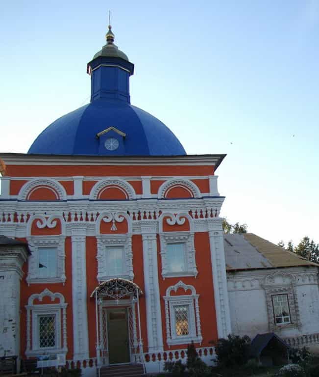 Молодежь Серафимовского собора посетила храм Знаменской иконы Божией Матери села Пасегово