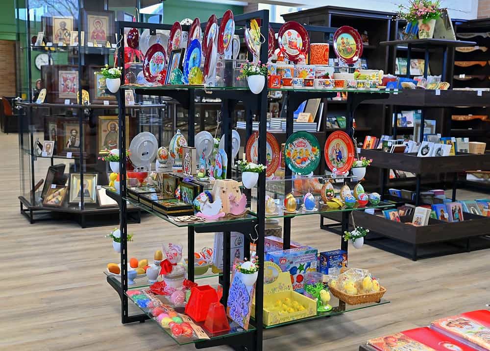 Приглашаем приходы и монастыри Вятской Епархии за пасхальной продукцией на Епархиальный склад