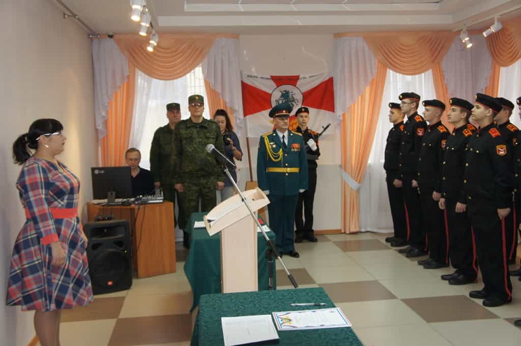 Митрополит Марк поздравил кадетов с принятием присяги