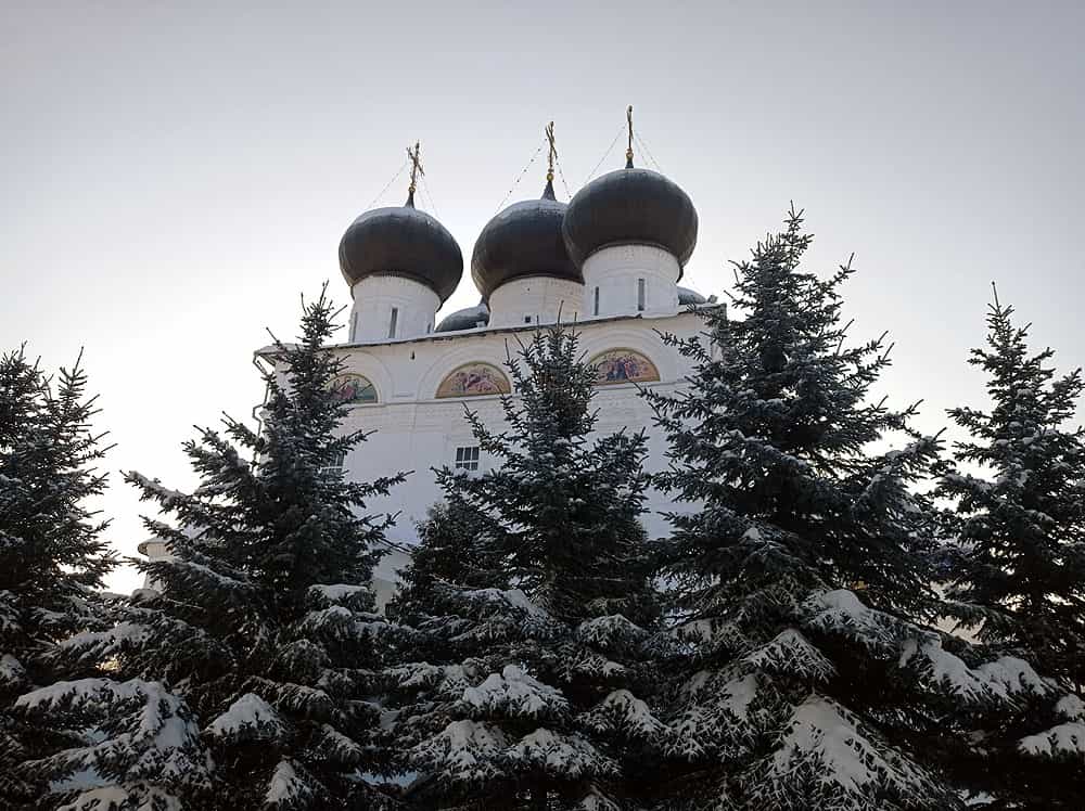 В Свято-Успенском соборе молитвенно почтили память святой блаженной Ксении Петербургской