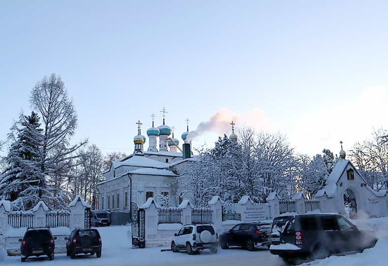 Престольный праздник Екатерининского кафедрального собора города Слободского