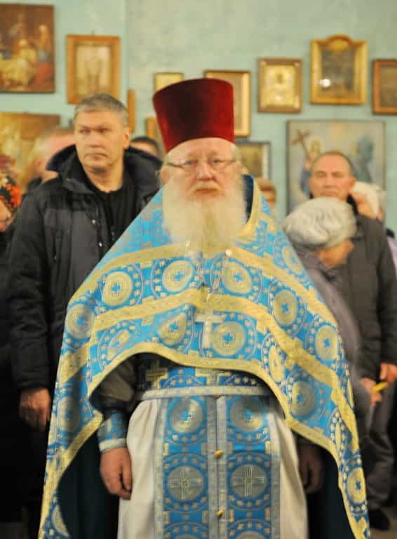 В день празднования иконы Божией Матери «Знамение» митрополит Вятский и Слободской Марк возглавил Божественную литургию в Знаменском храме с. Пасегово