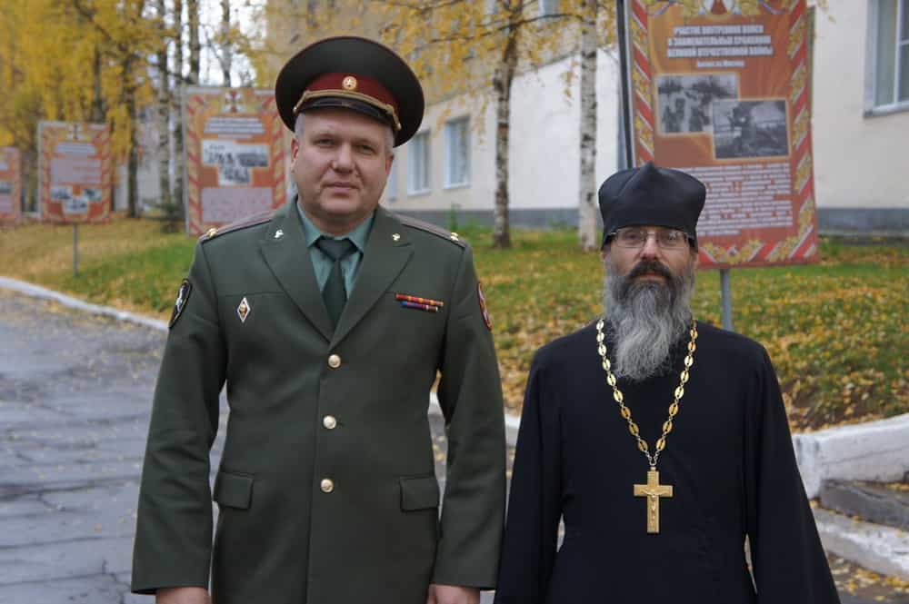 Руководитель Епархиального отдела по взаимодействию с Вооруженными силами и правоохранительными учреждениями посетил военный госпиталь Национальной гвардии