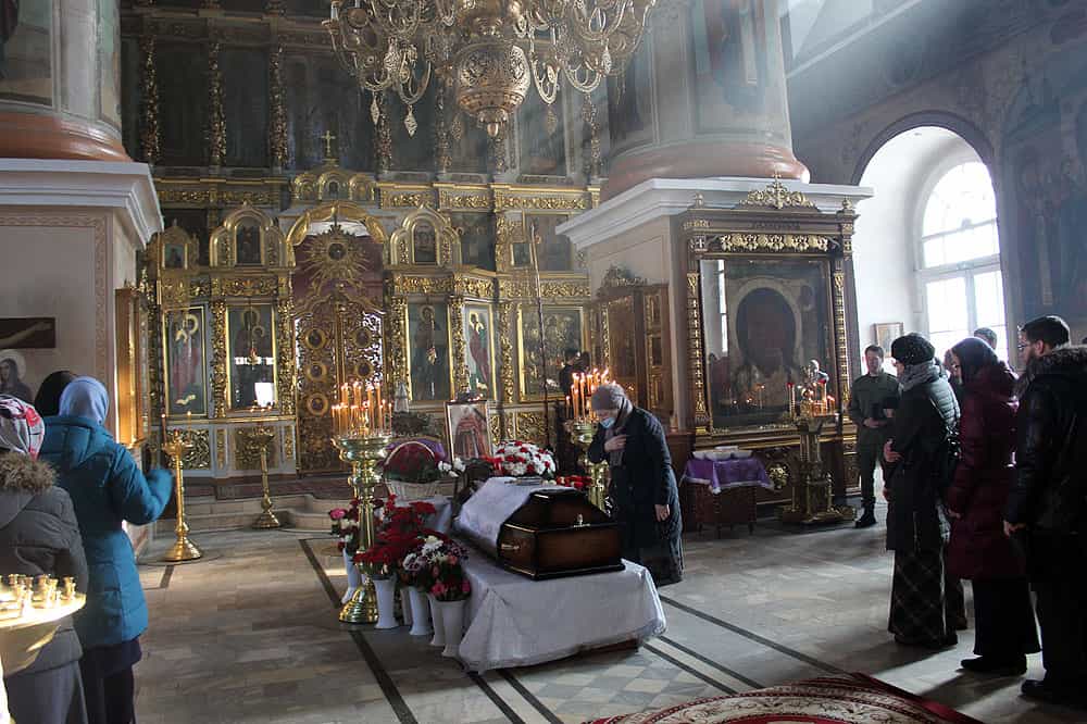 В Свято-Успенском кафедральном соборе состоялось отпевание новопреставленного иерея Алексея Борисова