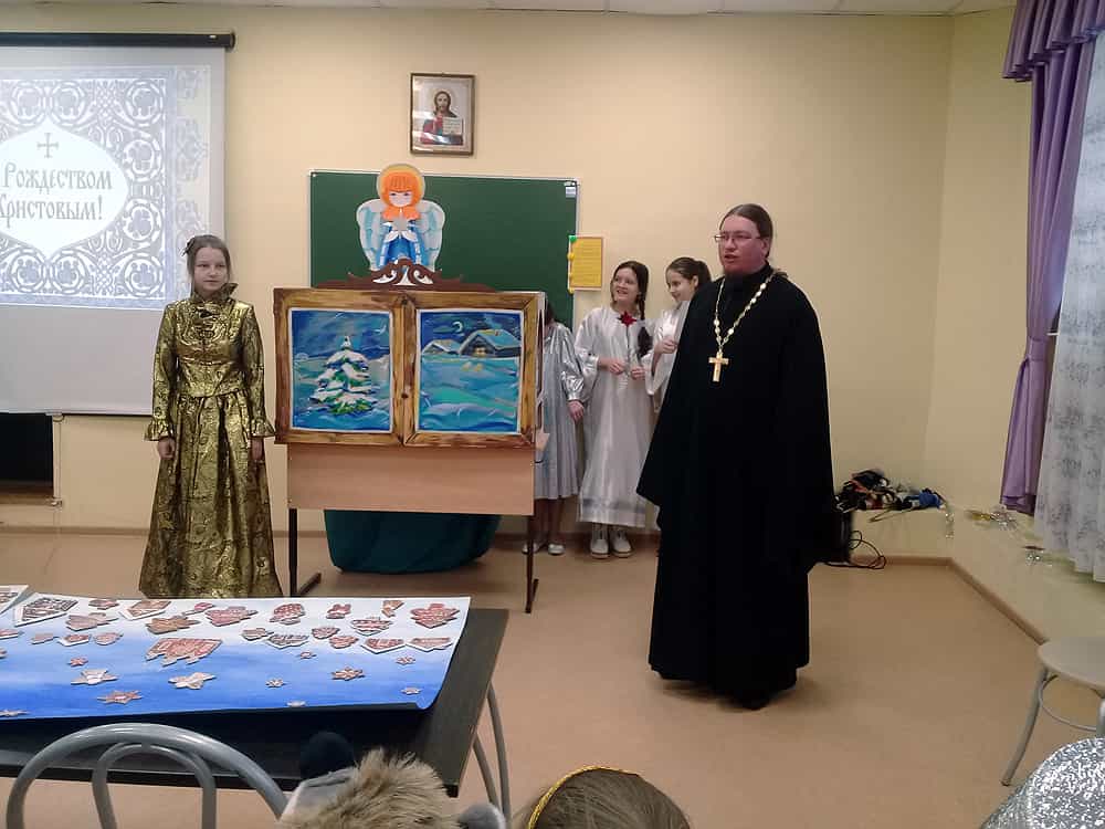 Рождественский праздник для учеников Воскресной школы Троицкого храма слободы Макарье города Кирова