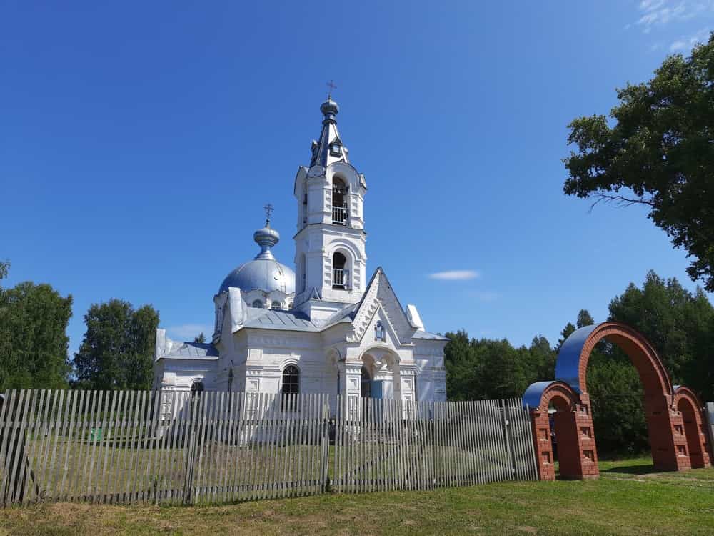 В день памяти святых Космы и Дамиана состоялась паломническая поездка в село Трёхречье, организованная паломнической службой Трифонова монастыря