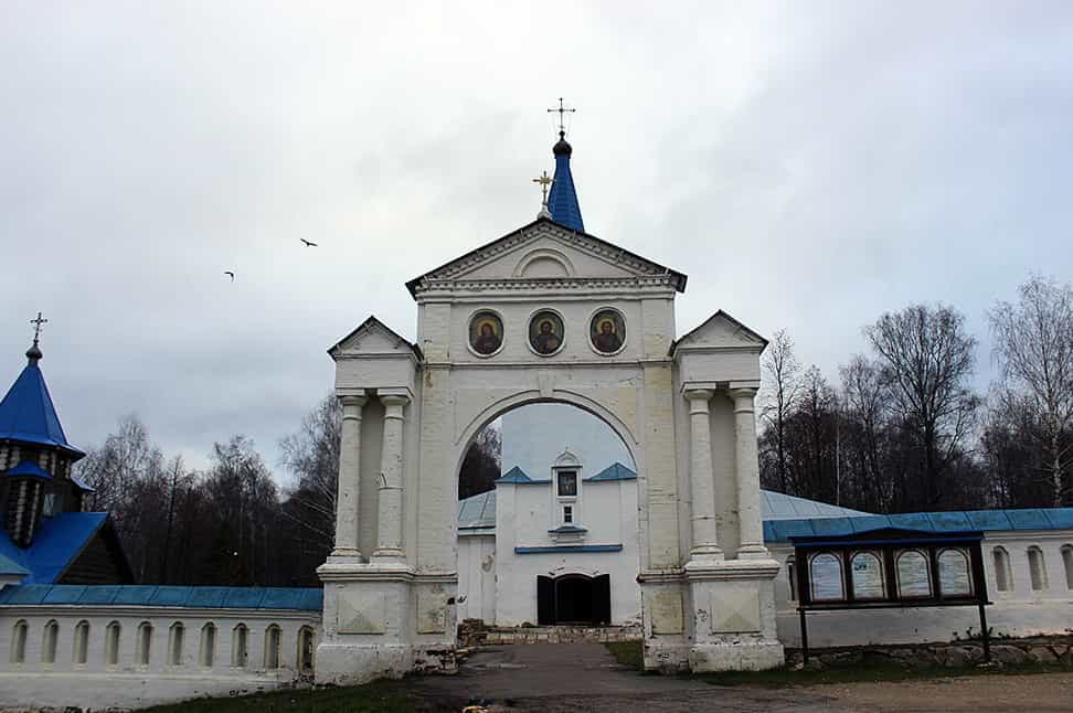 Торжественное богослужение в престольный праздник Покровского храма города Советска