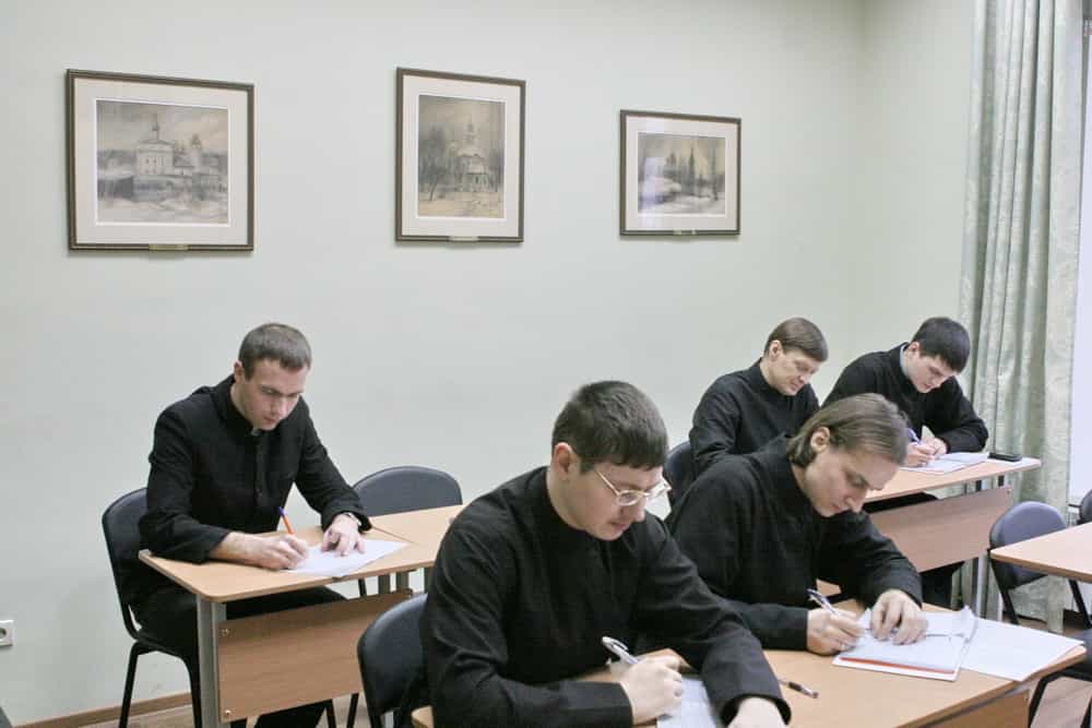 День студента учащиеся ВДУ встретят в новых классах