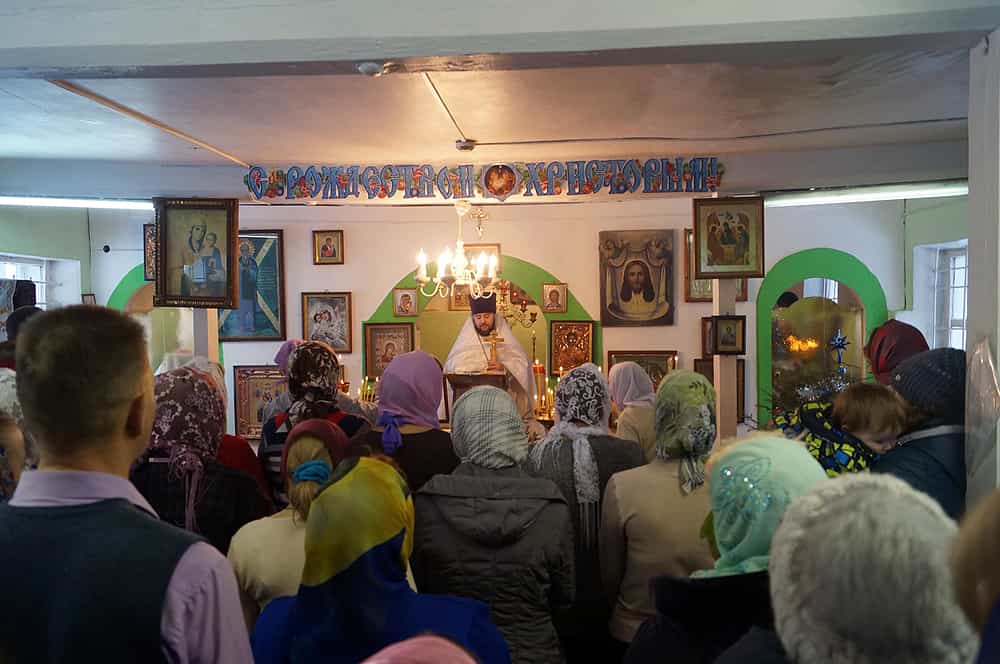 Праздник Рождества Христова встретили в селе Среднеивкино