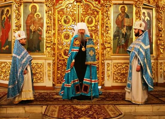 Митрополит Вятский и Слободской Марк возвел в сан архимандрита двоих избранных архиереев Вятской Митрополии