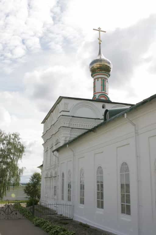 Архиерейское служение в день обретения святых мощей святителя Виктора (Островидова)