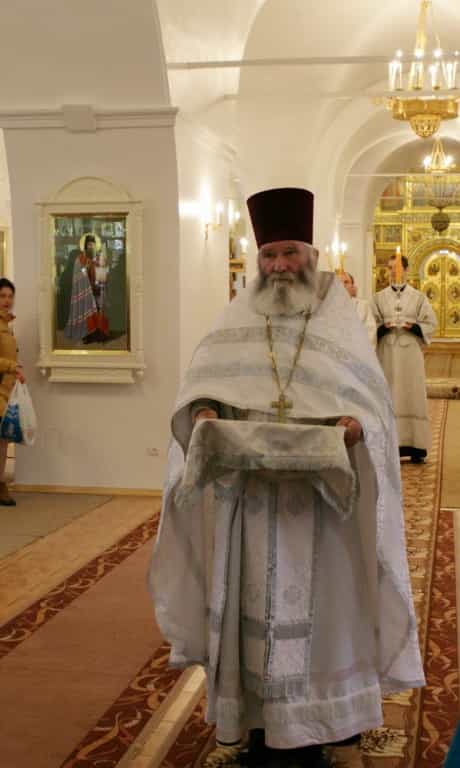 В праздник Преображения Господня митрополит Вятский и Слободской Марк возглавил Божественную Литургию в Преображенском женском монастыре