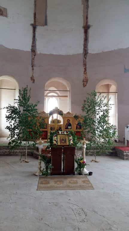 День Святой Троицы встретили жители села Верхошижемье