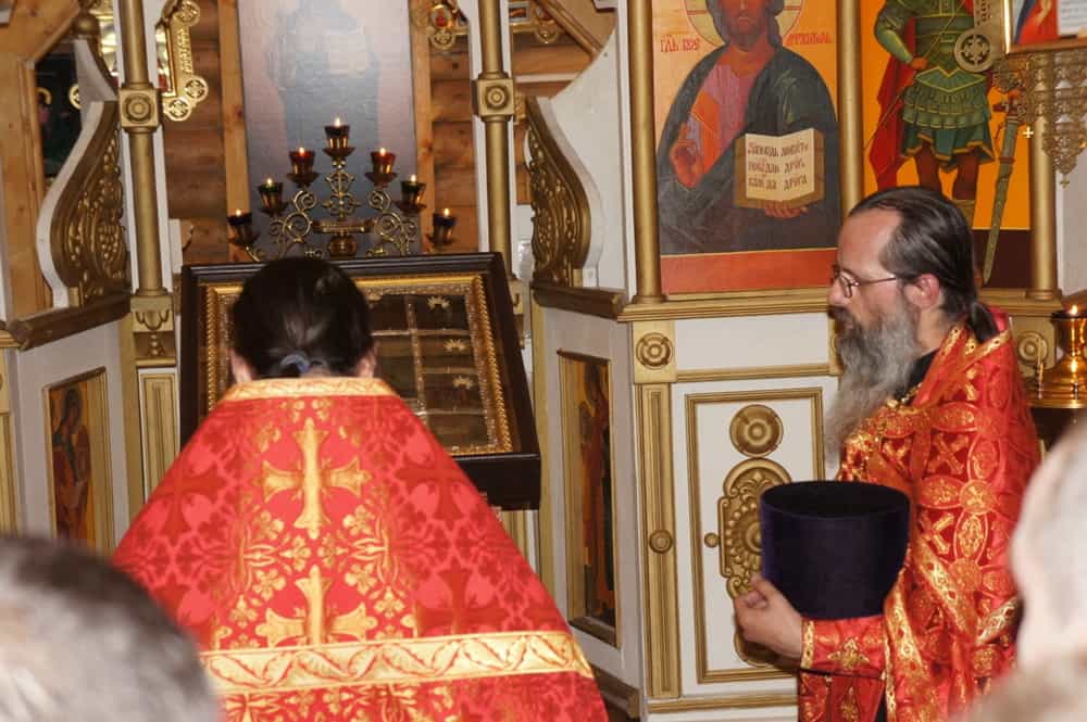 Крестный ход в воинской части