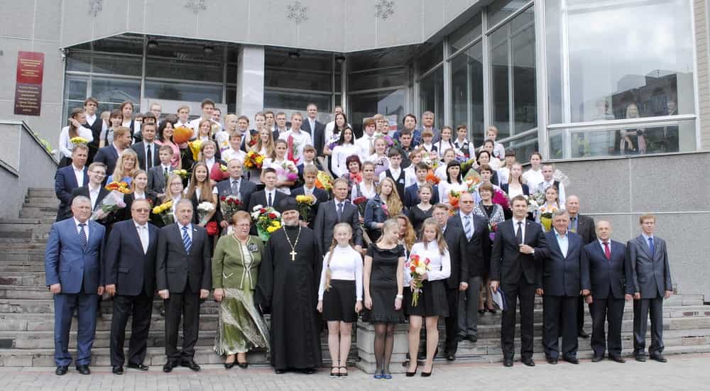 «Богу во Славу, Отечеству на пользу, родителям на радость»