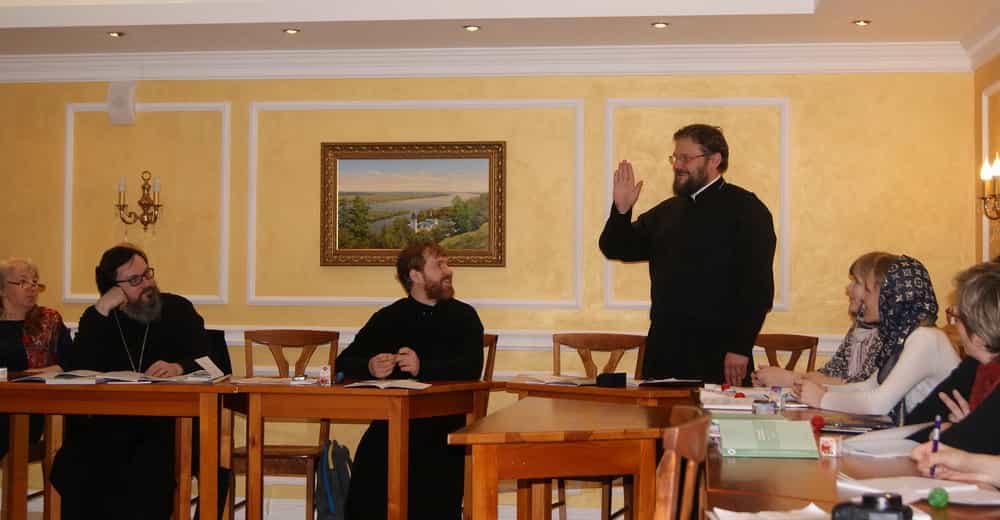 Священники Вятской Епархии приняли участие в работе курсов жестового языка в Нижнем Новгороде