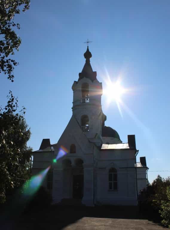 Торжественное богослужение в Михайло-Архангельском храме села Русское