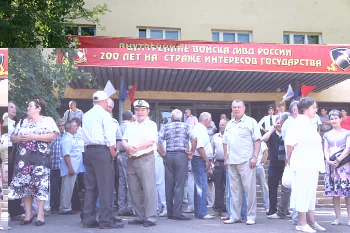 Представители Вятской епархии поздравили воинскую часть с 95-летием со дня образования