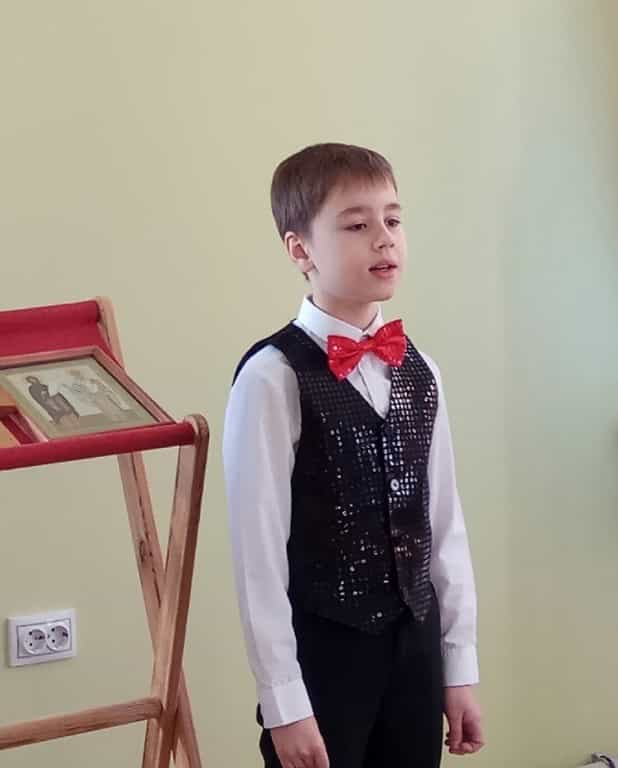 В воскресной школе Всехсвятского храма города Кирово-Чепецка прошёл традиционный конкурс чтецов духовной поэзии