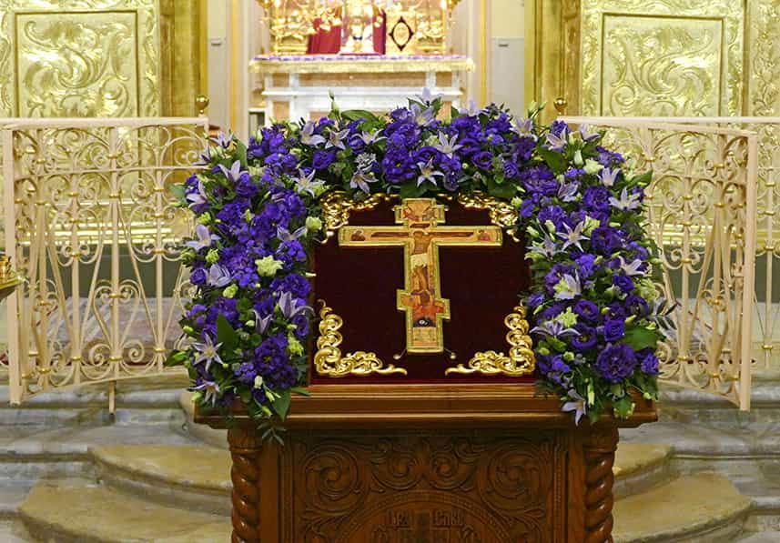 Неделя третья Великого поста – Крестопоклонная