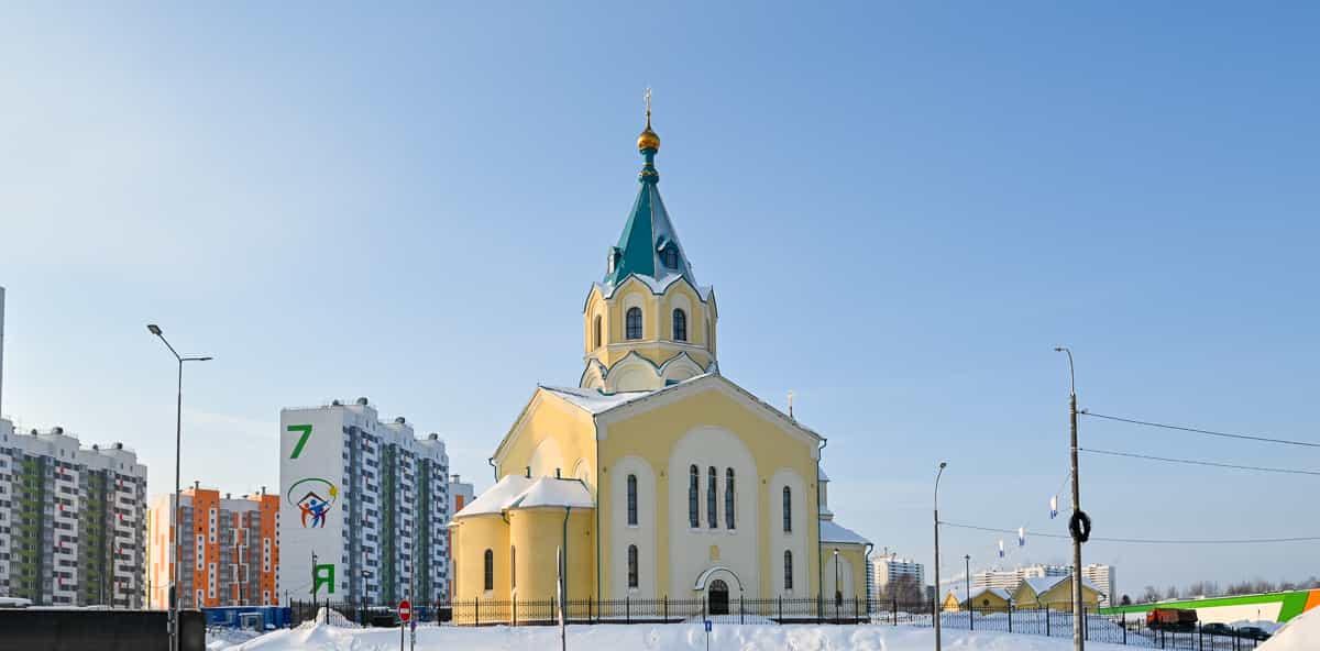 В четверг, 2 февраля 2023 года, прихожане храма Рождества Пресвятой Богородицы помолились о даровании победы над супостаты