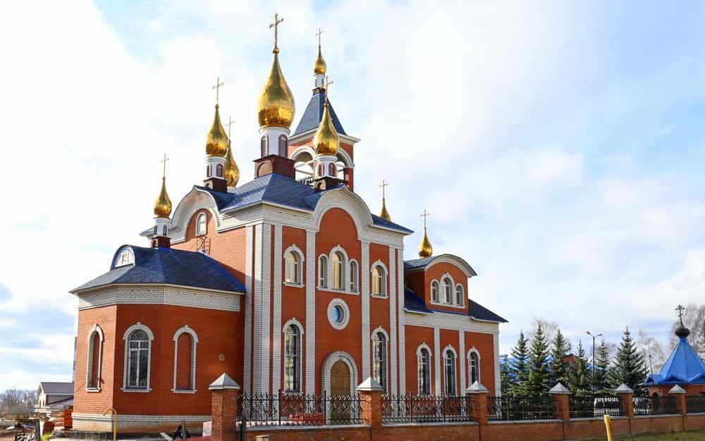 Торжественные богослужения в Светлую седмицу в храмах Вятской Епархии