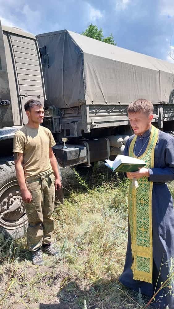 Священник Вятской епархии окормлял военнослужащих в пункте временной дислокации
