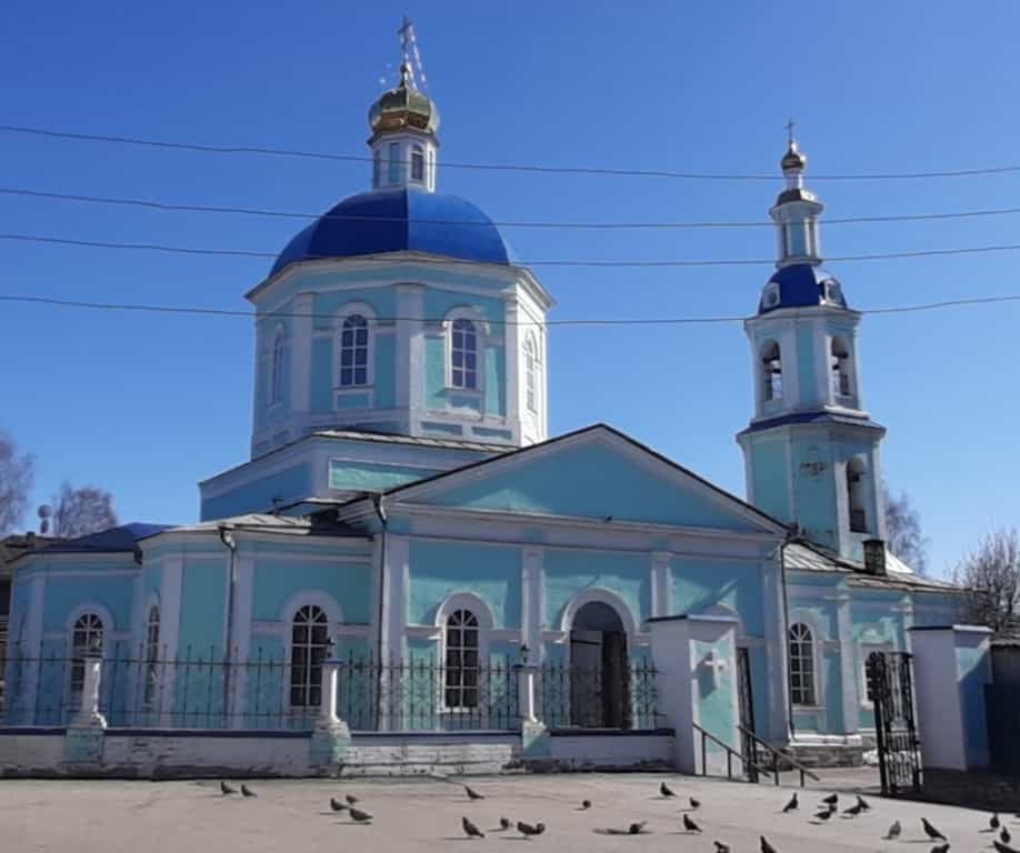 Паломники из Кирова поклонились Кукарским святыням