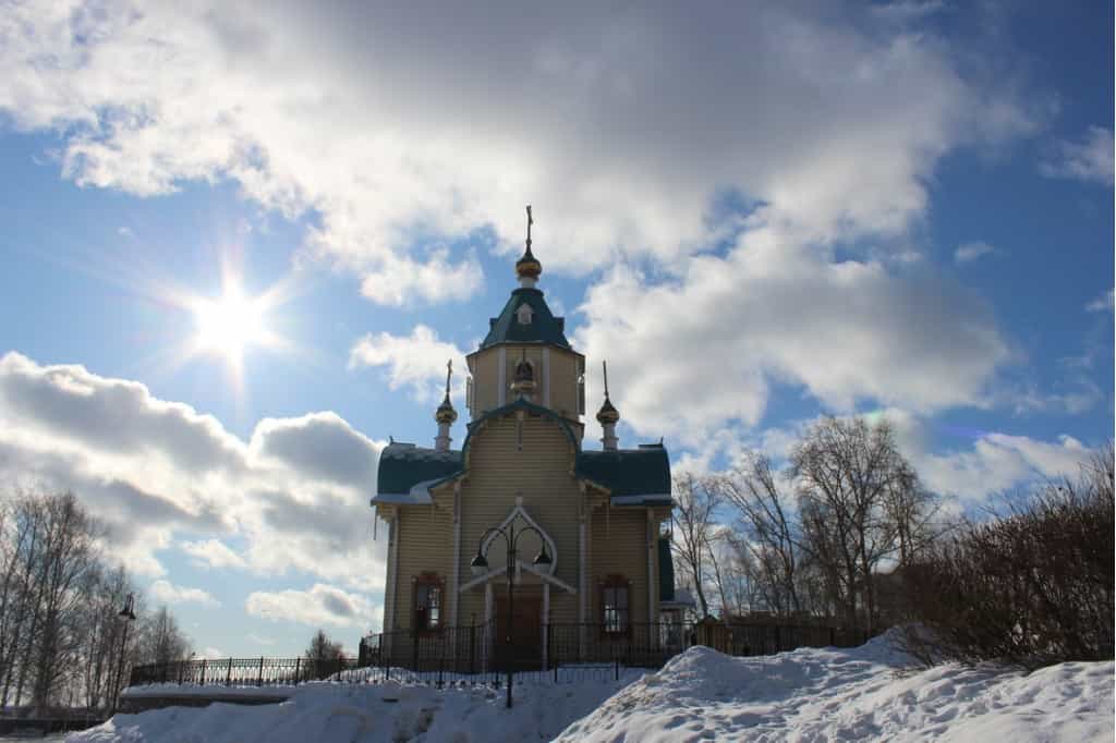 27 марта престольный праздник Феодоровского храма города Кирова