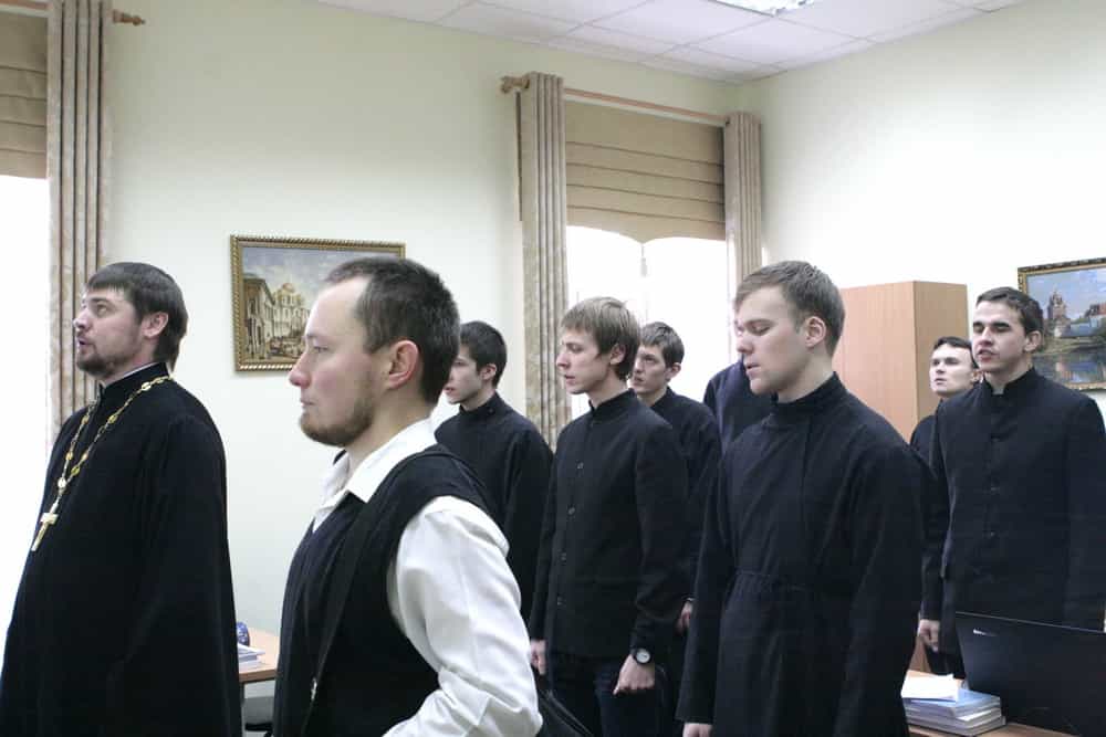 В Вятском Духовном училище проведен урок церковной археологии